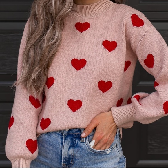 ❤️ New Valentine’s Charming red Heart Sweater size medium - Picture 4 of 4